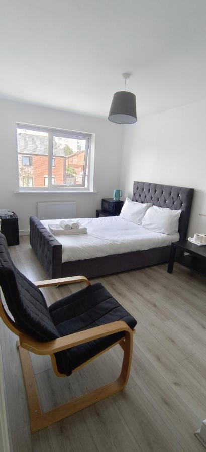 Free Car Park And Walk To Coop, Etihad, Piccadilly Manchester Esterno foto